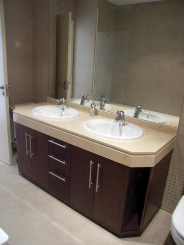 Mueble bajo encimera