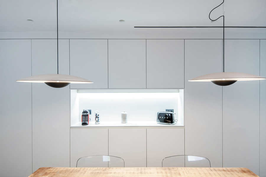 Cocina en blanco