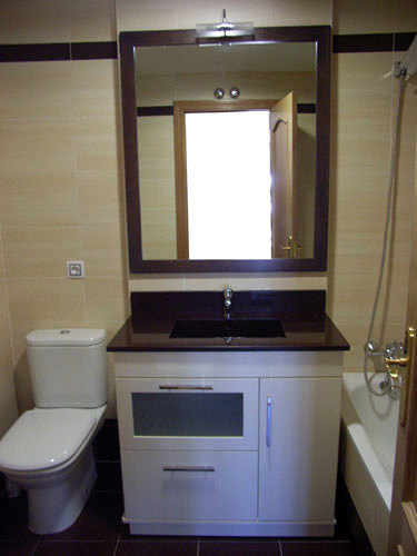 Mueble con lavabo integrado