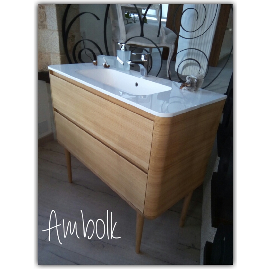 Mueble de baño de madera