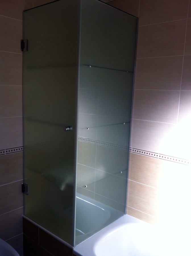 Mueble de baño en vidrio templado