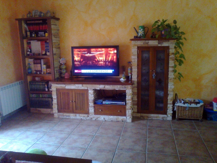 mueble de madera y piedra pedro marfull