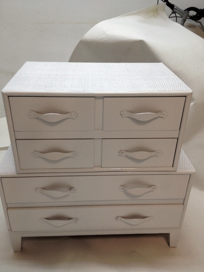 mueble lacado (reciclaje)