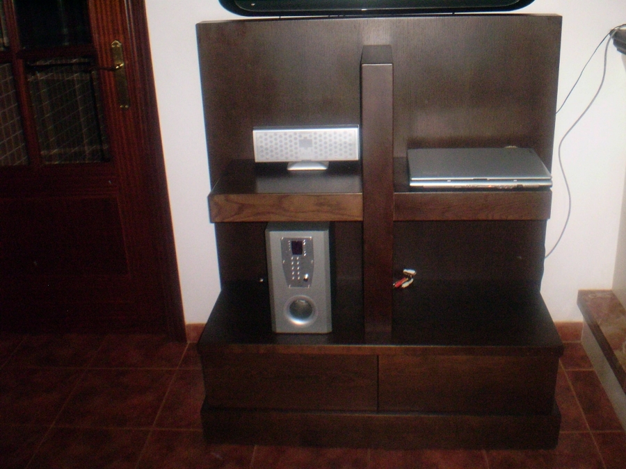 mueble para equipos