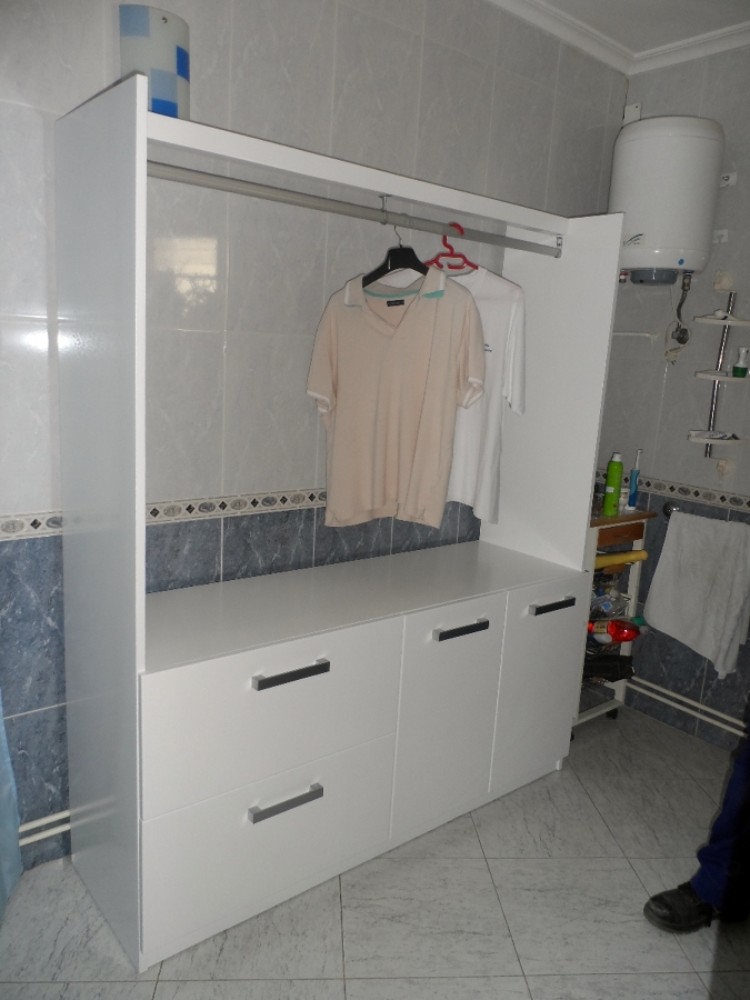 mueble ropero y zapatero lacado