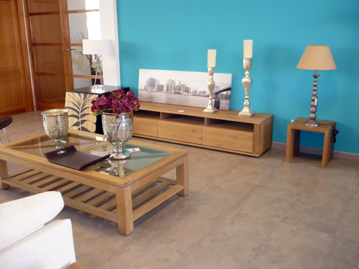 MUEBLE TV EN ROBLE NATURAL