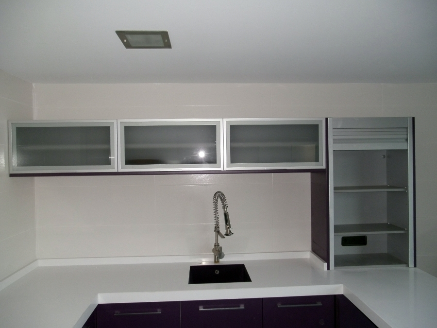 MUEBLES DE COCINA + ELECTRODOMESTICOS 1900€