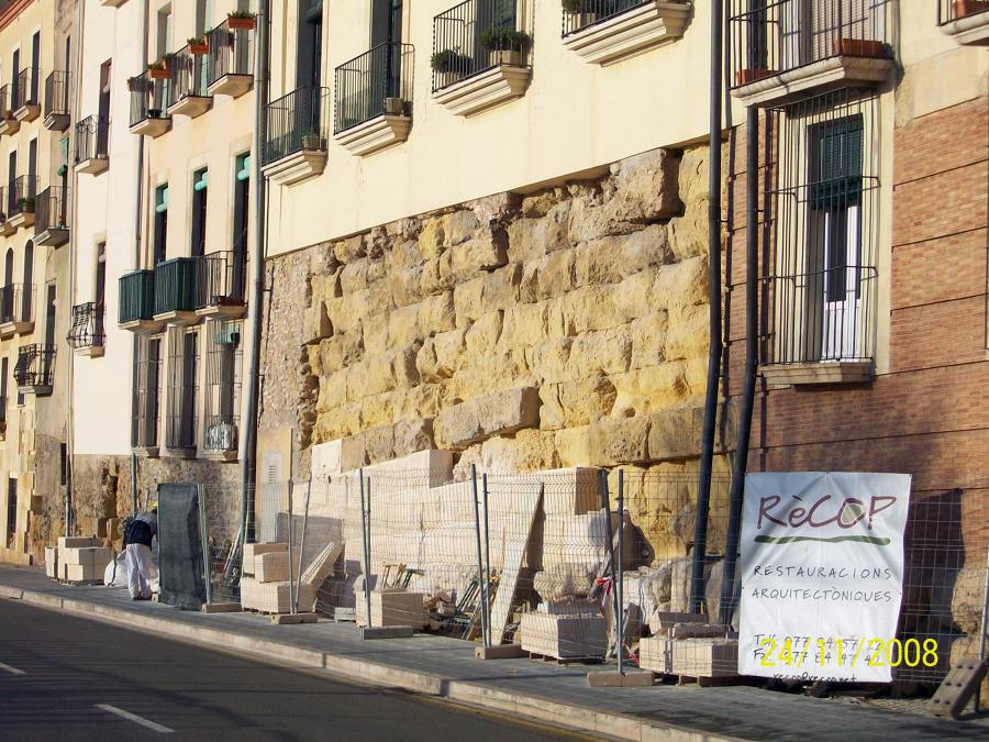 MURALLA CALLE GRANADA TARRAGONA