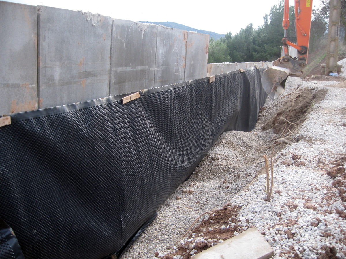 MURO DE HORMIGÓN PARA VIVIENDA