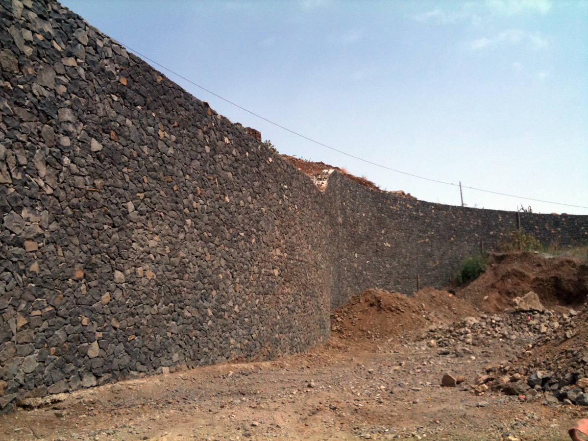 Muro de contención visto
