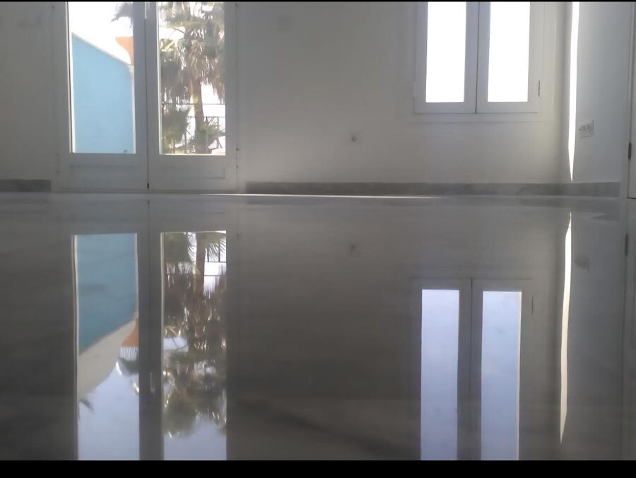 PULIDO DE SUELO DE MARMOL