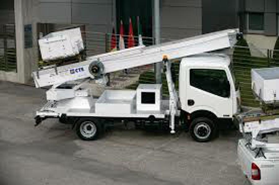 servicio de grua montamuebles