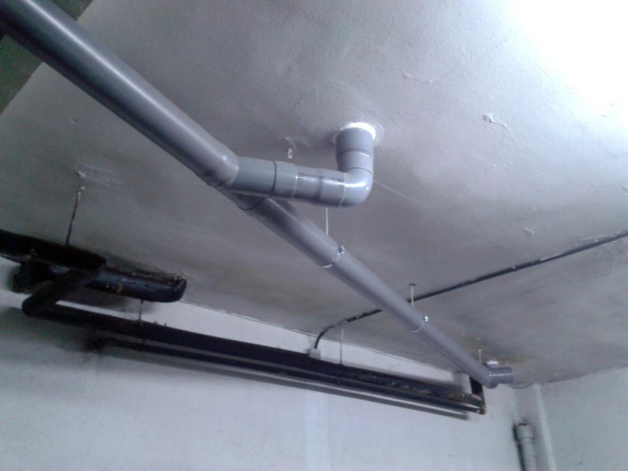 Red de Saneamiento Horizontal Colgada