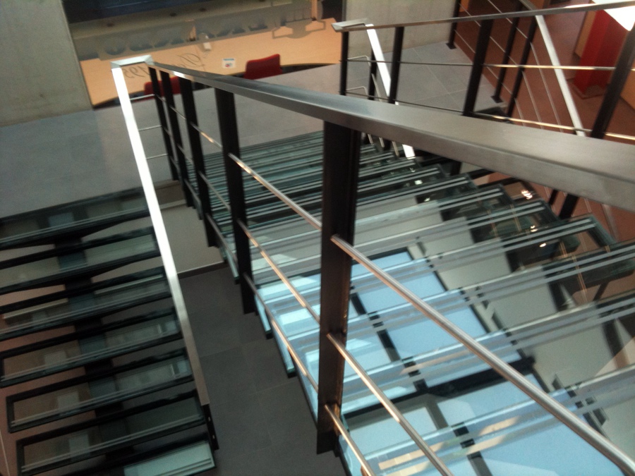 Escalera Cristal/acero