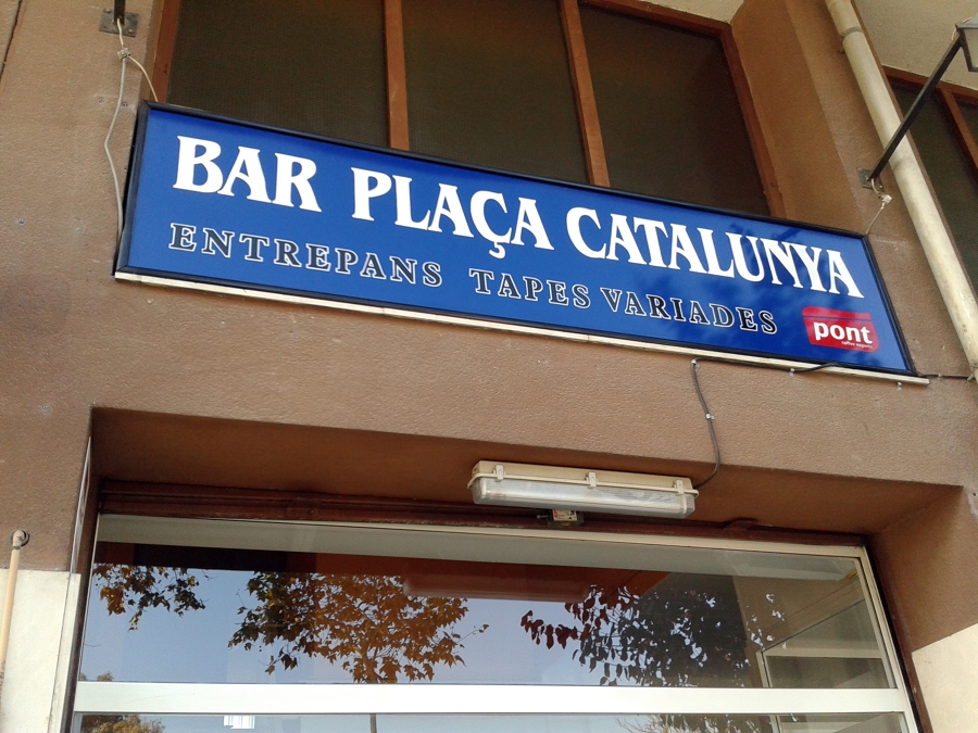 Rotulo en metrakilato 