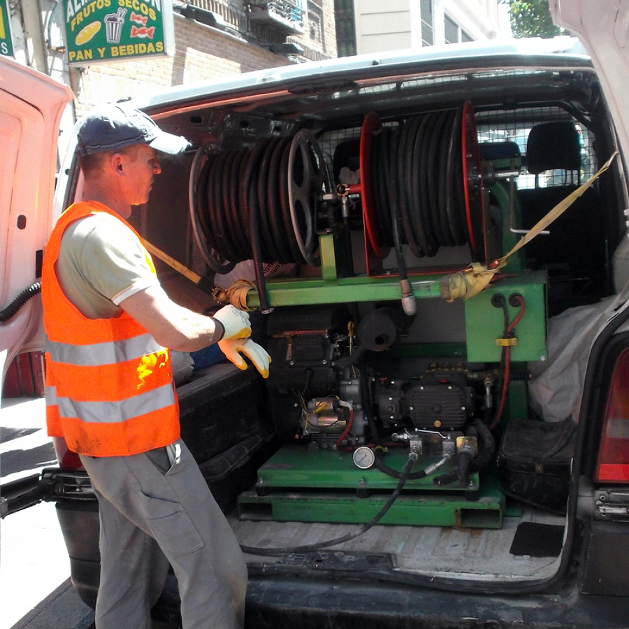 DESATRANCO CON AGUA A PRESION