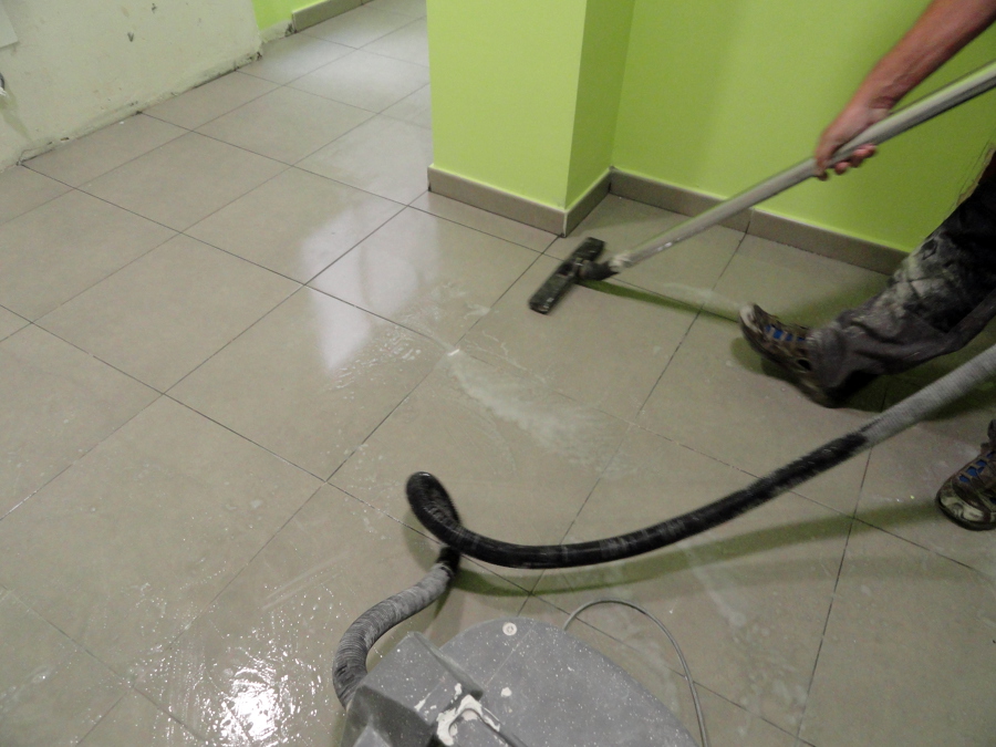 neteja del terra abans de montar mobles