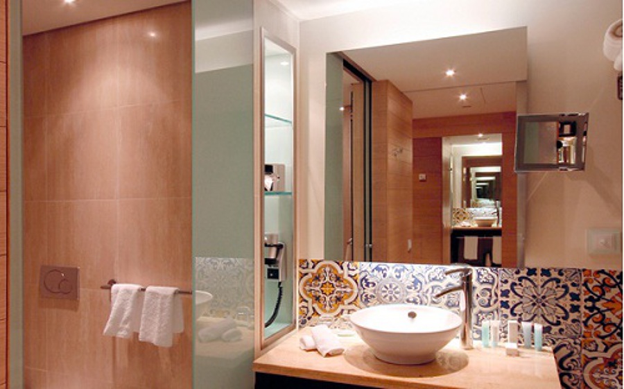 Espejo retroiluminado