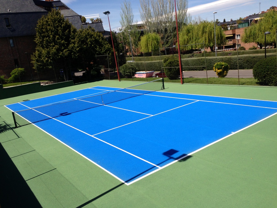 Rehabilitacion pista de tenis urbanizacion