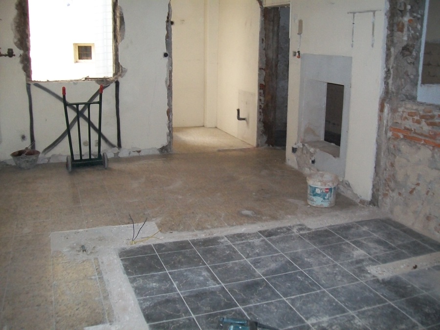 PISO A OFICINA 