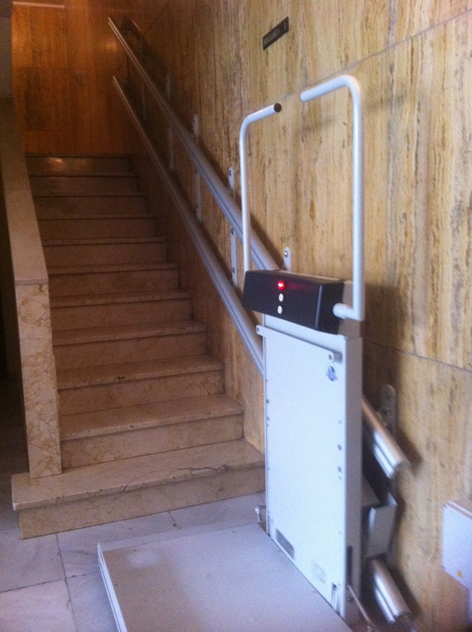 PLATAFORMA PARA SILLAS 