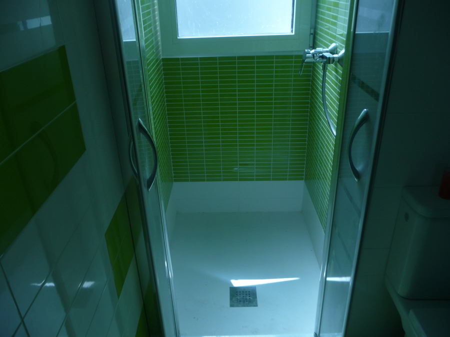 Montaje de Plato de ducha, Alicatado, solado 