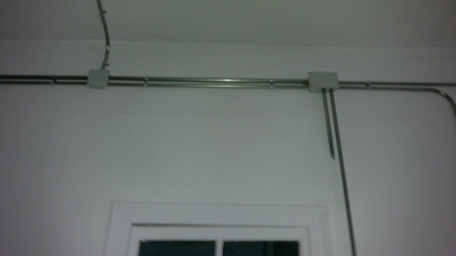 Instalacion Electrica en tubo metalico