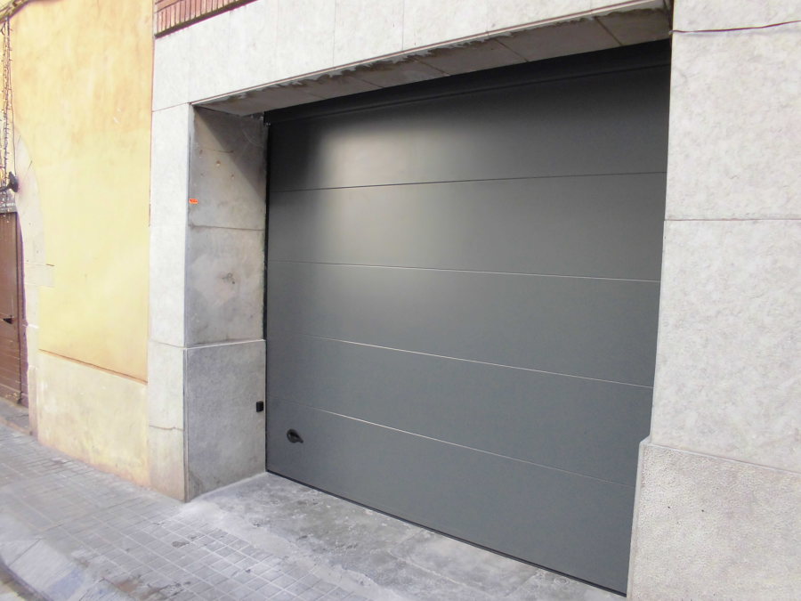 PANEL LISO RAL ESPECIAL 7011