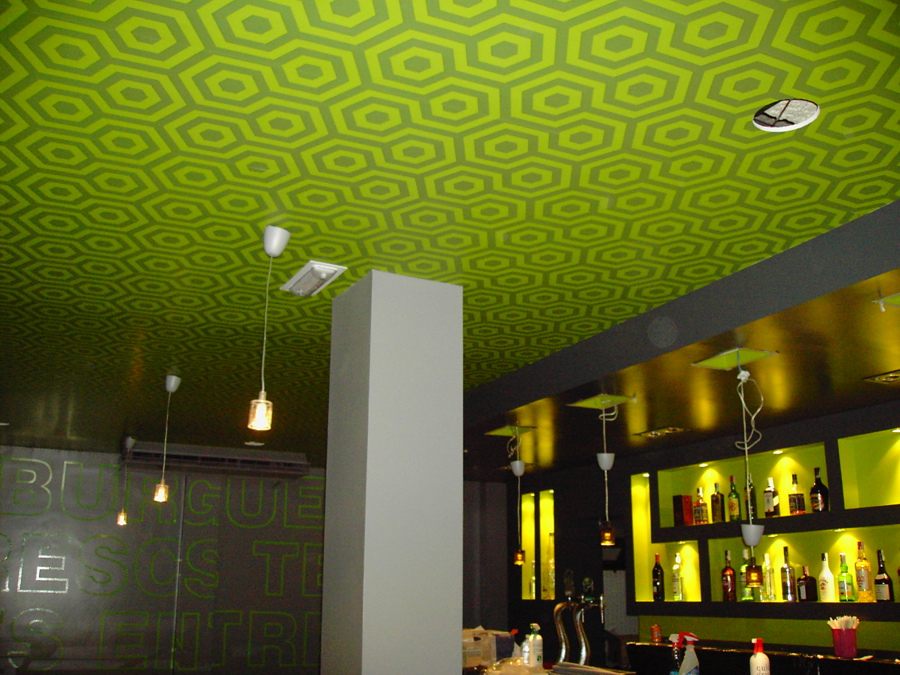 Papeles pintados en techo