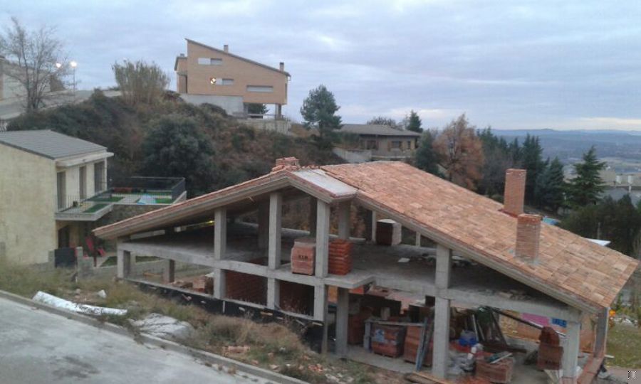 BERGA (BARCELONA). URB. CASAPOMS