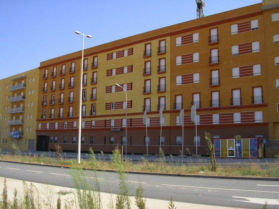 72 viviendas y 2 plantas de sótano en Huelva