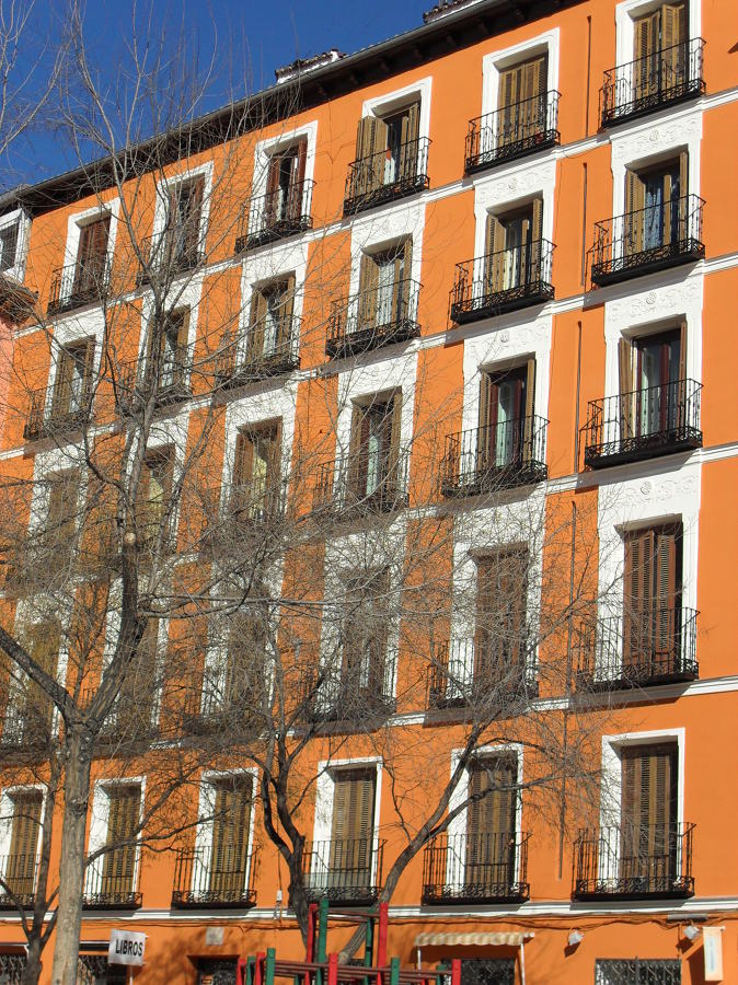 Plaza Dos de Mayo, 5