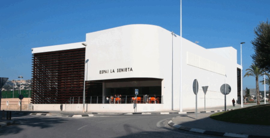 Centro de Equipamientos Sociales "Espai la Senieta", Moraira