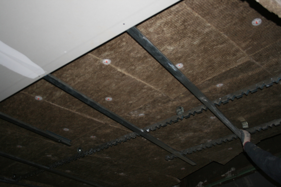 Insonorización de local para txokos.