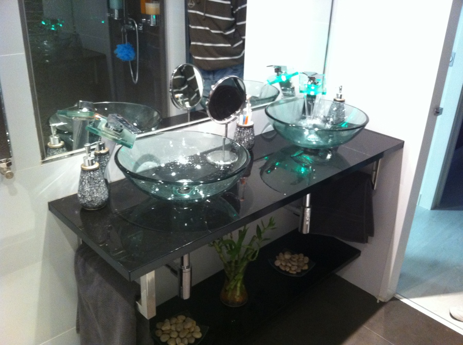 MOBILIARIO PERSONALIZADO 