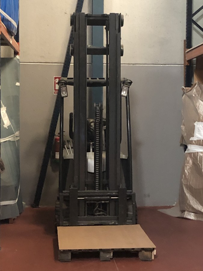 CARRETILLA ELEVADORA