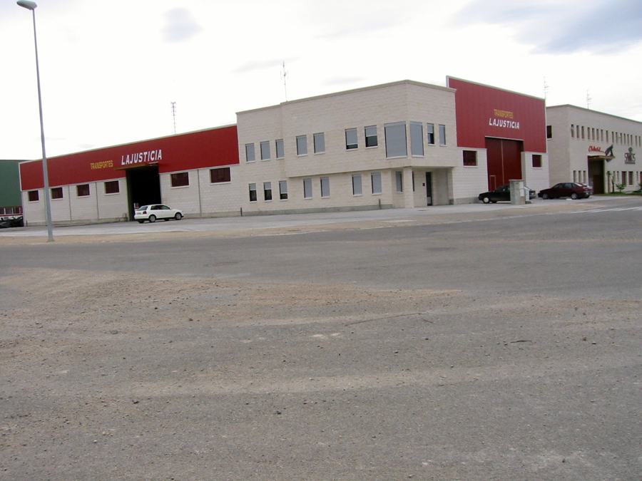 Nave Industrial en Calatayud