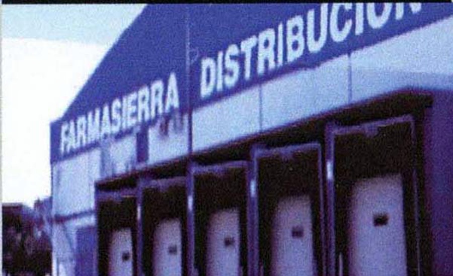 Nave Logística y Oficinas