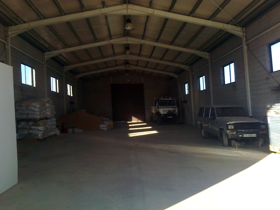 Nave para cámara frigorifica en finca "Encomienda de Mudela" 