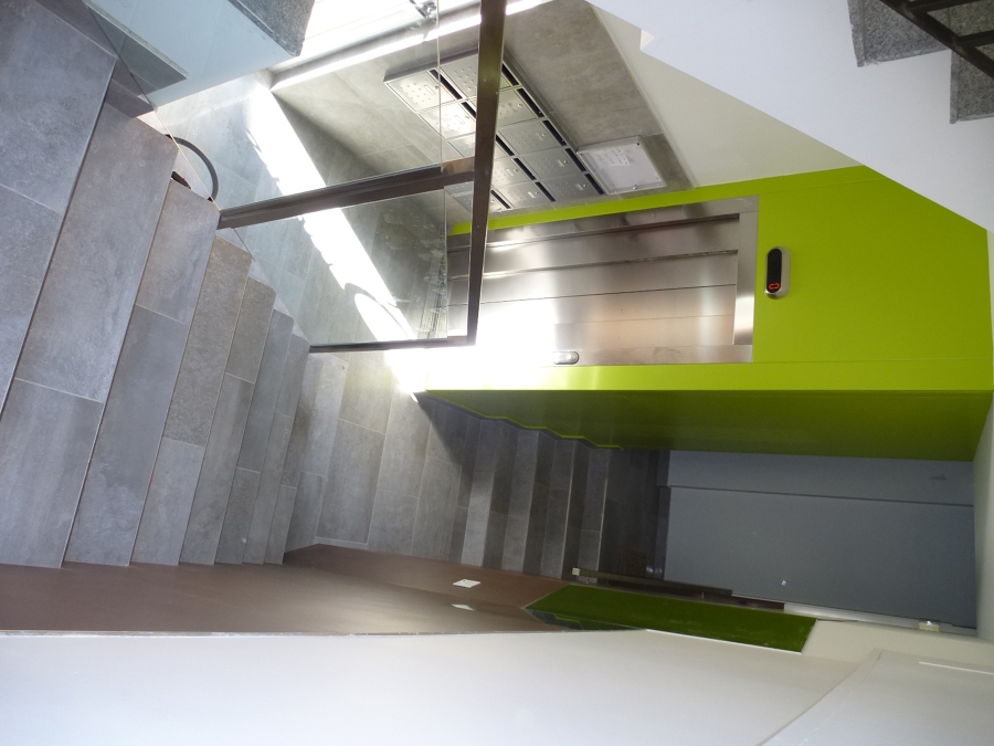 OBRA DE INSTALACION DE ASCENSOR. PAMPLONA