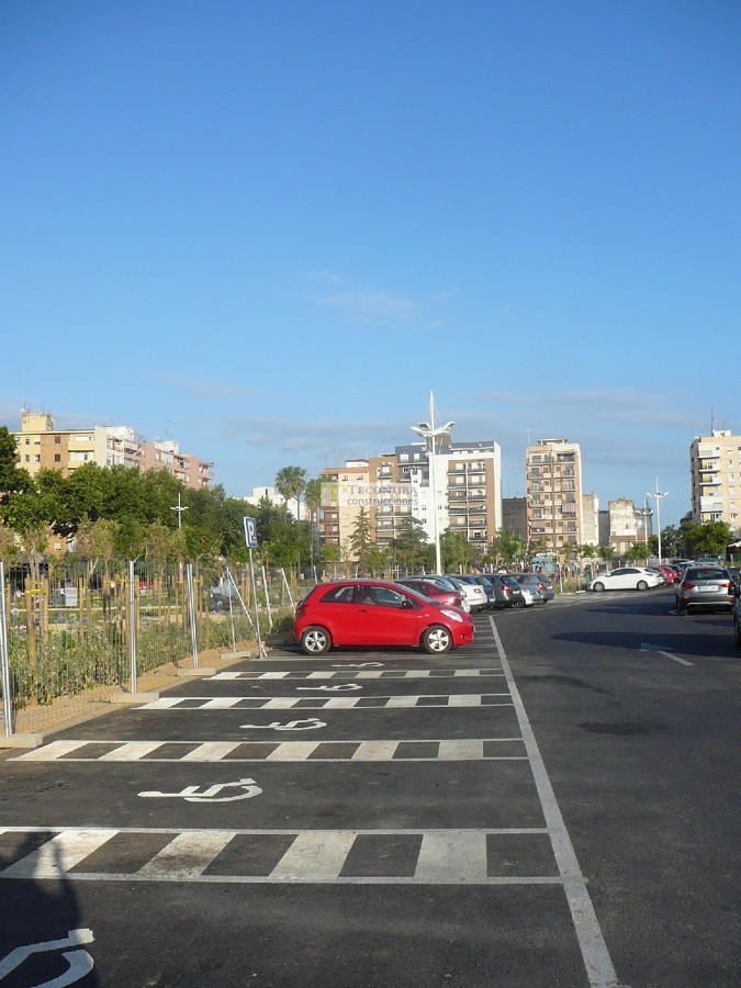 Aparcamiento de Isla Chica (Huelva)