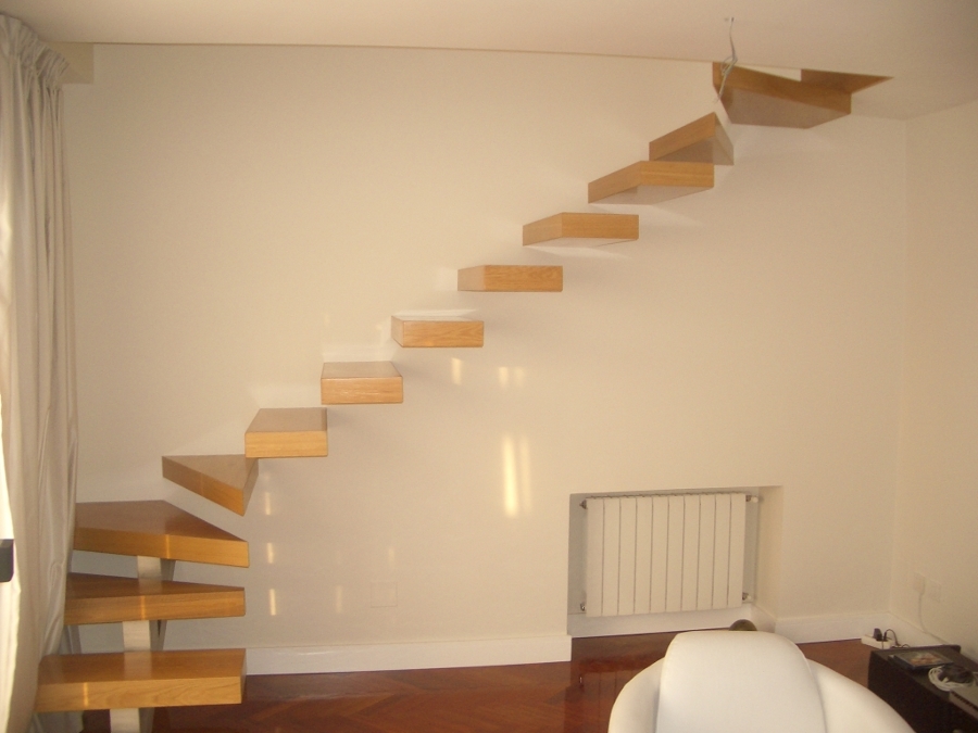 ESCALERA MADERA
