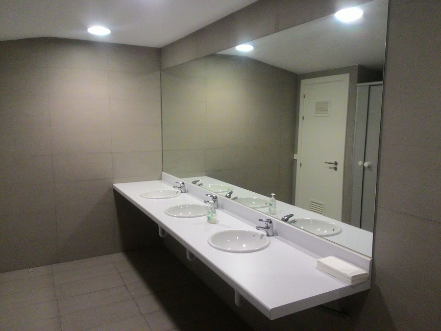 Alicatado, fontanería, yeso, instalación electrica.