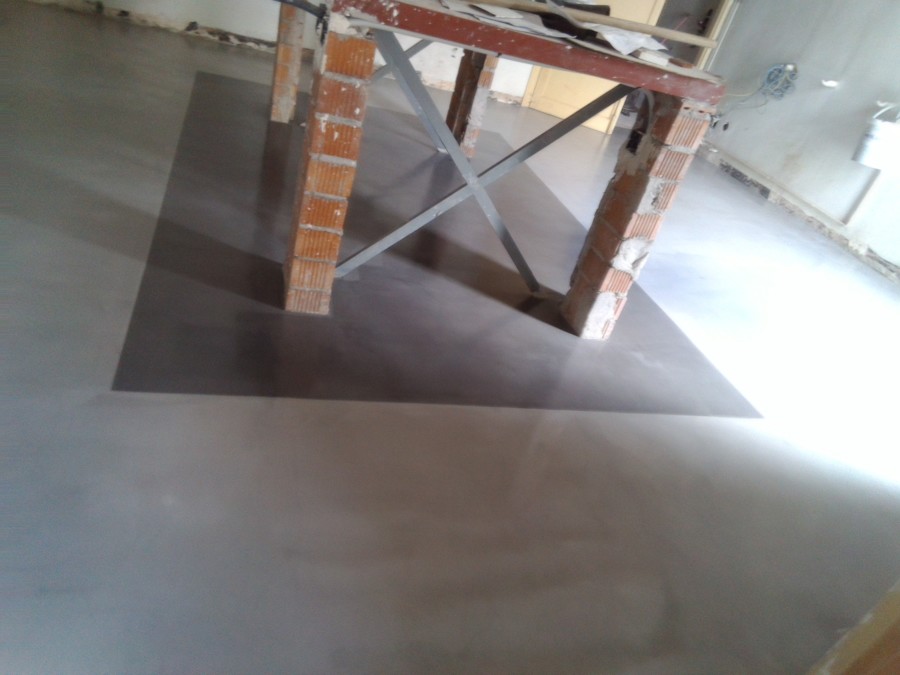 SUELO DE COCINAS, REVESTIDOS DE MICROCEMENTO