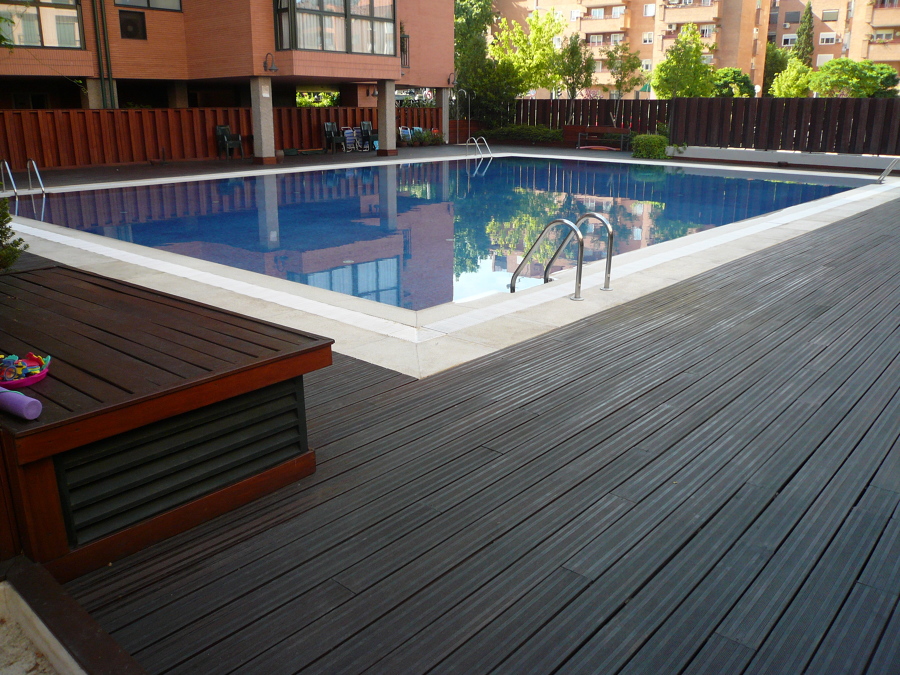 Piscina viviendas en Madrid