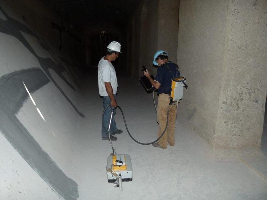 Estudio de discontinuidades en Depósito Lorca, afectado por el seismo, mediante geo-radar