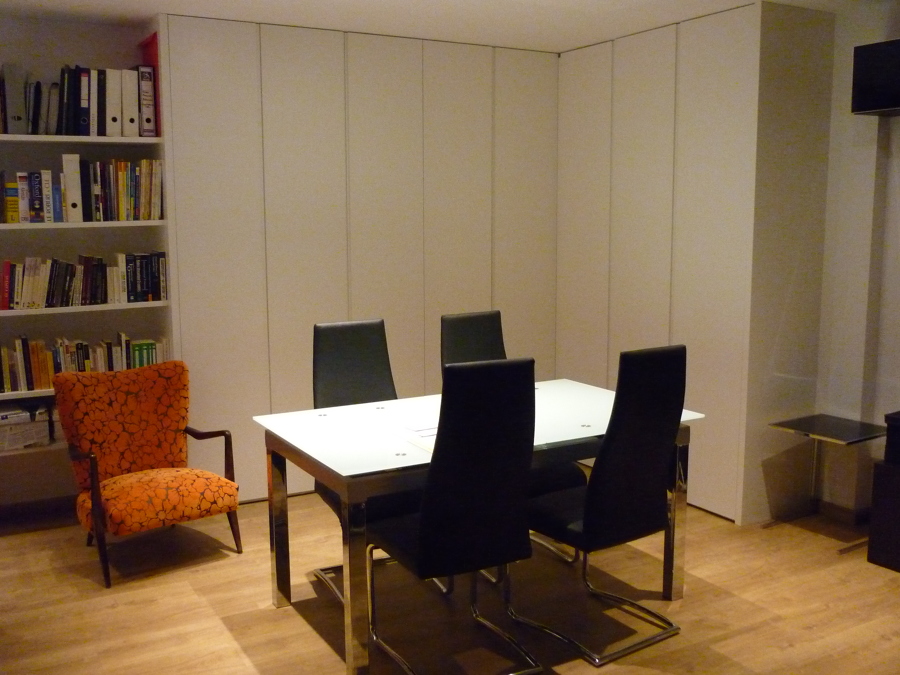 armario comedor lacado en blanco 