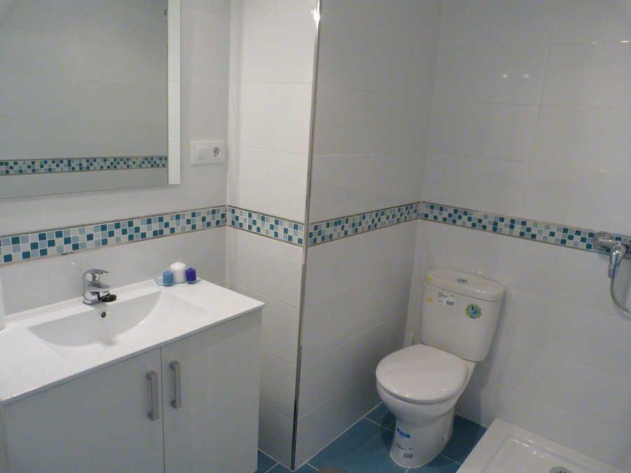 Baño completo con ducha