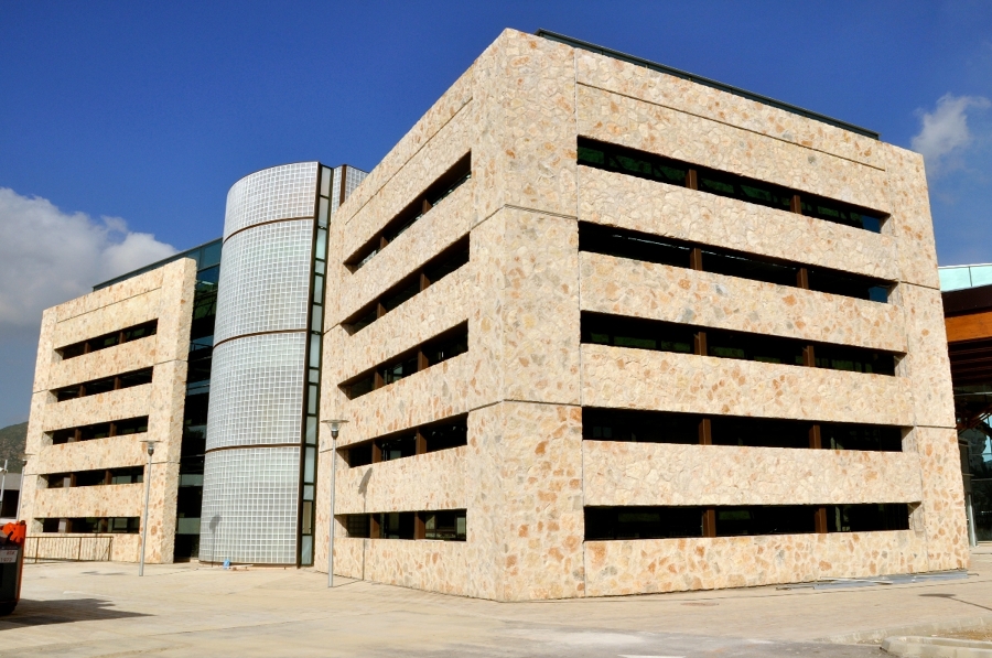 Paneles prefabricados terminados en Piedra Natural