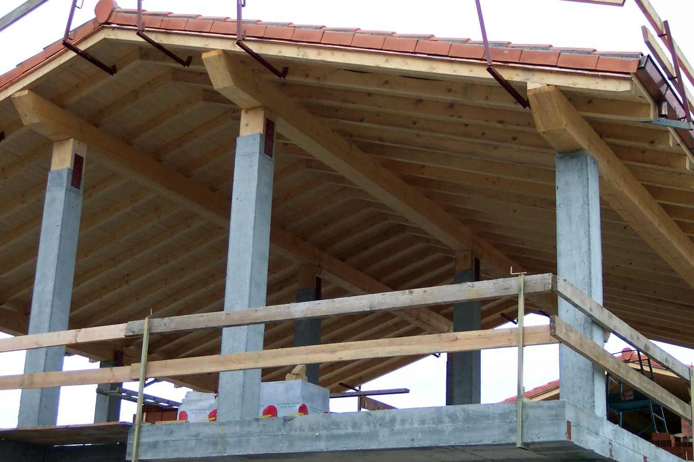 Paneles sandwich para cubiertas y porches